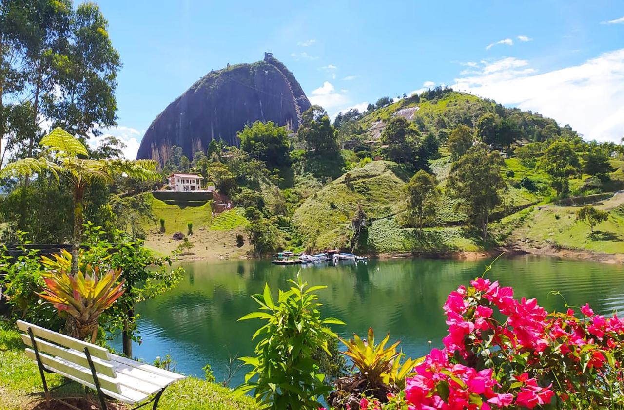 Ecolodge Bahia Del Penon Guatapé Εξωτερικό φωτογραφία