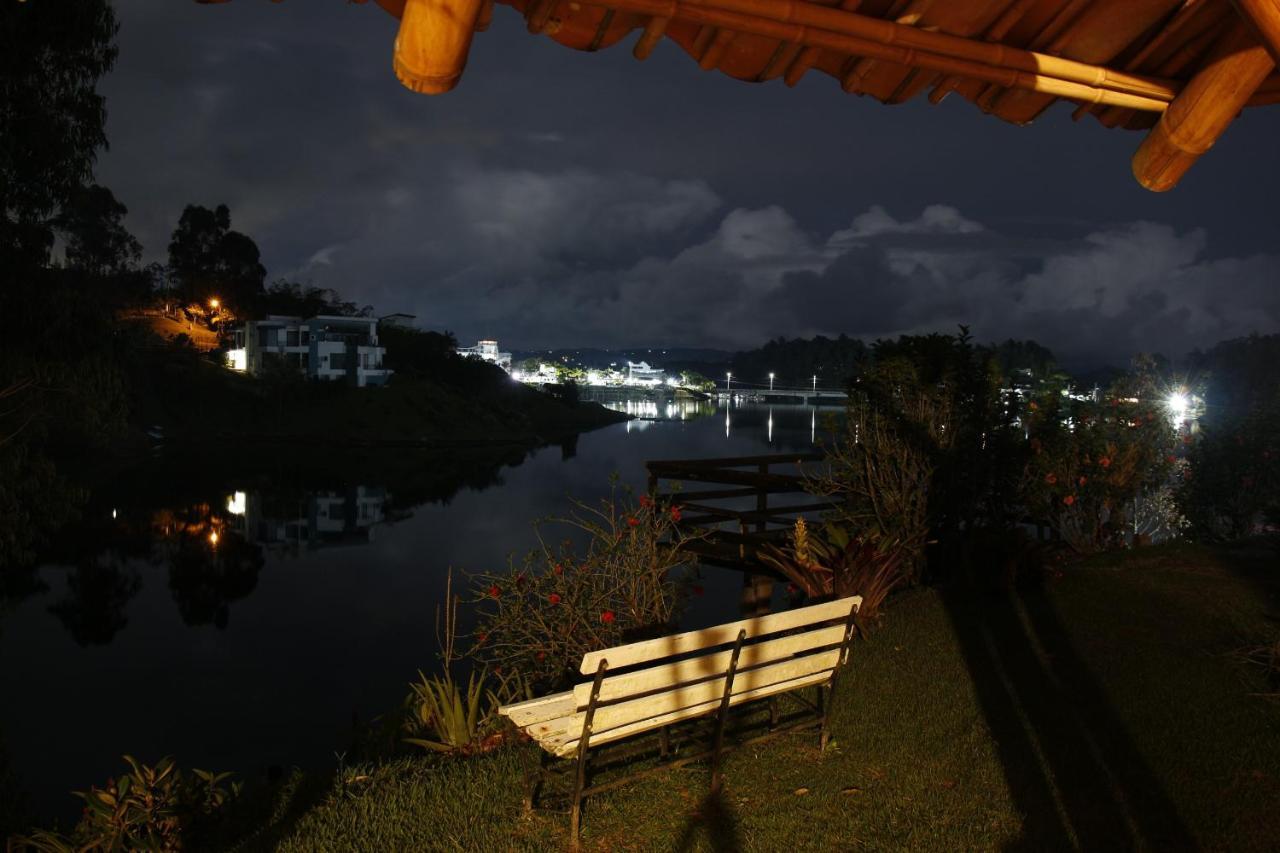 Ecolodge Bahia Del Penon Guatapé Εξωτερικό φωτογραφία