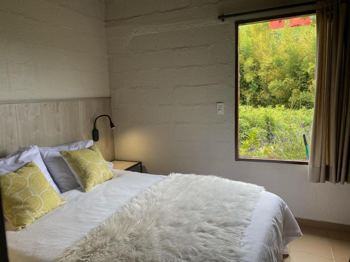 Ecolodge Bahia Del Penon Guatapé Εξωτερικό φωτογραφία