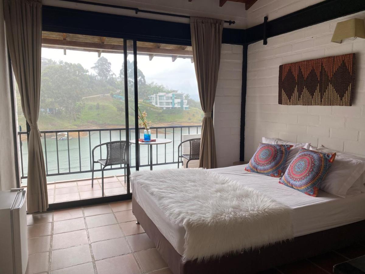 Ecolodge Bahia Del Penon Guatapé Εξωτερικό φωτογραφία