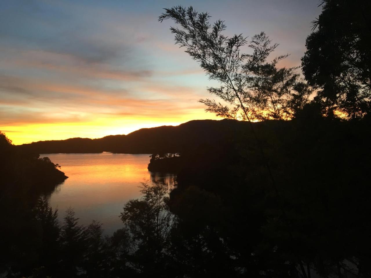 Ecolodge Bahia Del Penon Guatapé Εξωτερικό φωτογραφία