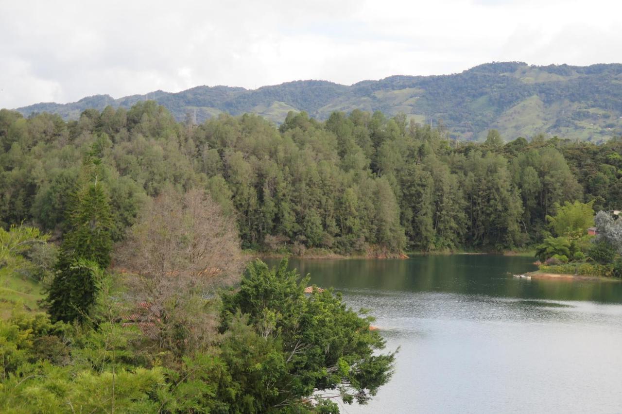 Ecolodge Bahia Del Penon Guatapé Εξωτερικό φωτογραφία