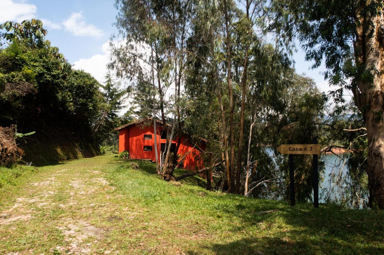 Ecolodge Bahia Del Penon Guatapé Εξωτερικό φωτογραφία